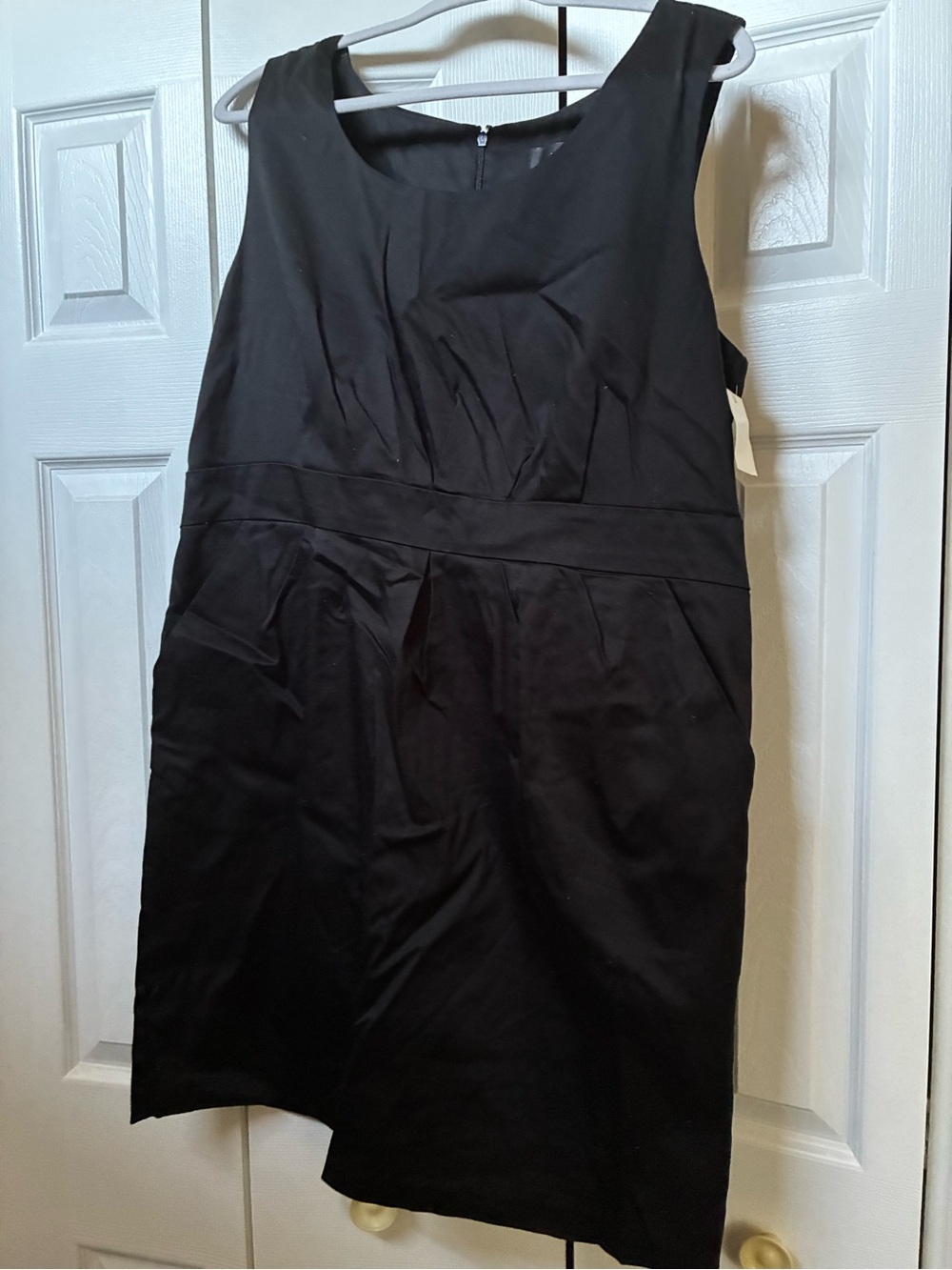 Mossimo Sleeveless Black Midi Dress with Defined Waist, Size 18